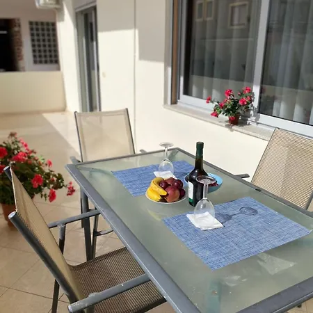 Albania Dream Holidays Apartment *